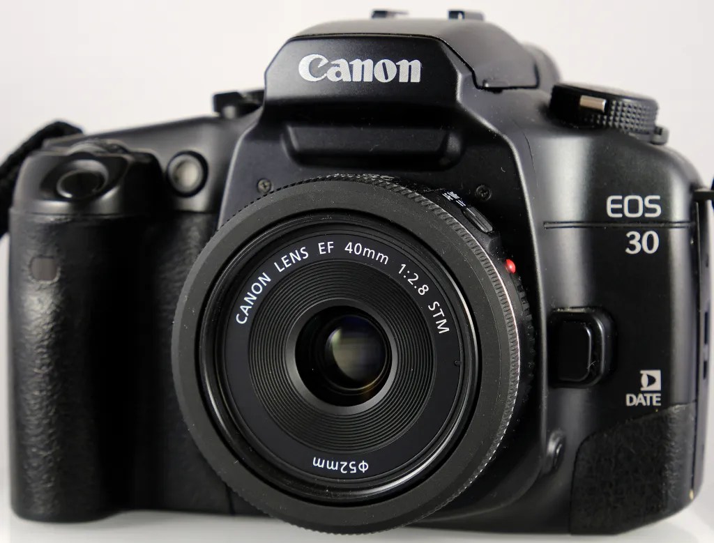 フィルムカメラ EOS 7 EOS 30 Canon EOS 30 - Wikipedia